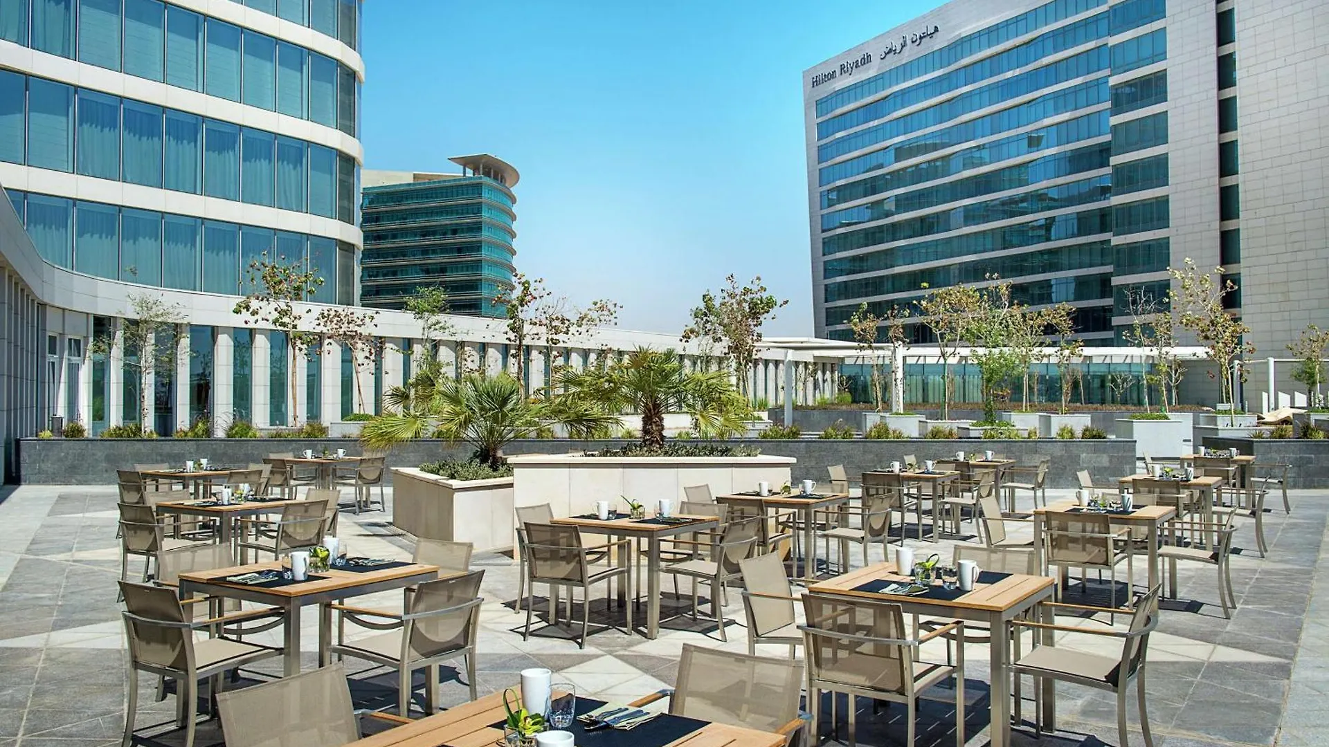 Hilton Riyadh Hotel & Residences 5*,