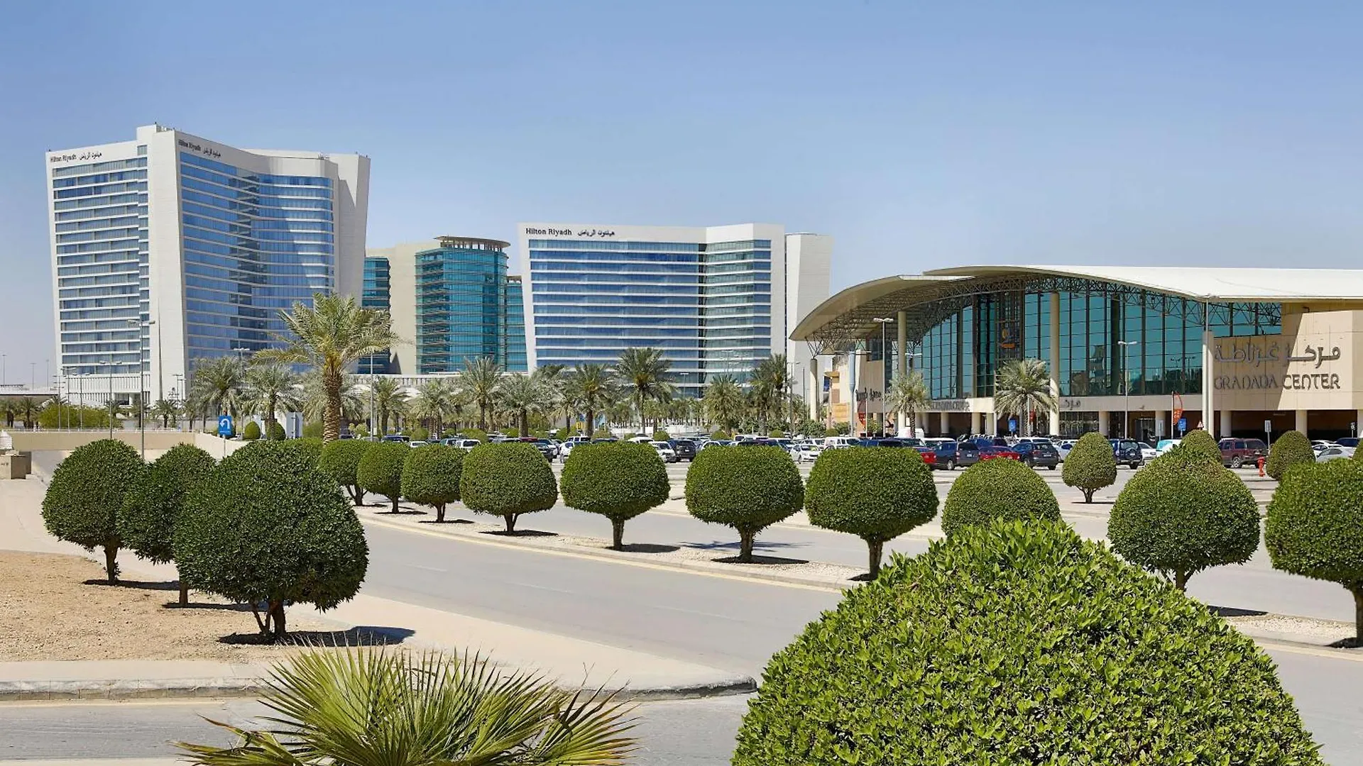Hilton Riyadh Hotel & Residences 5*,