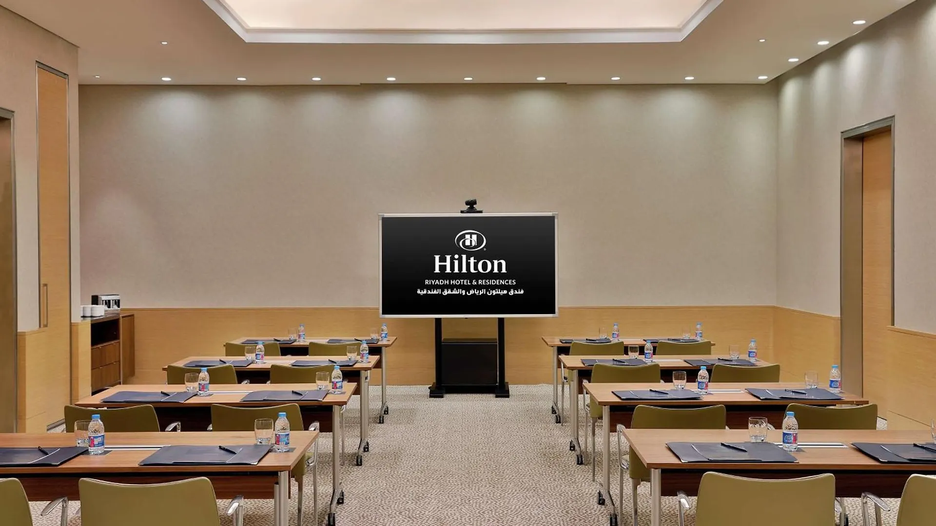 Hilton Riyadh Hotel & Residences 5*,